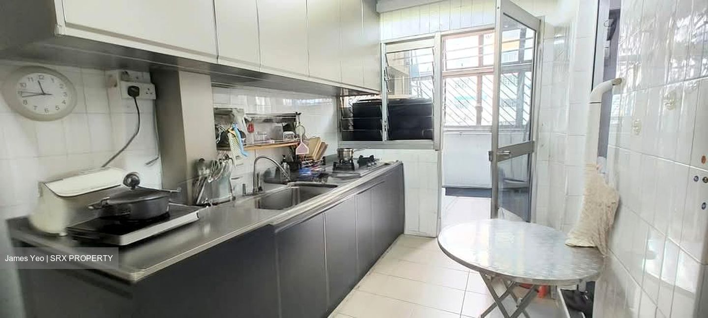 Blk 108 Teck Whye Lane (Choa Chu Kang), HDB Executive #571830011